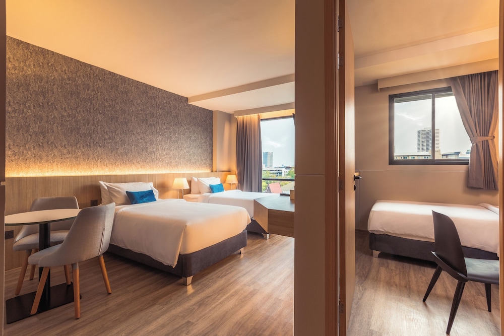 Triple Room