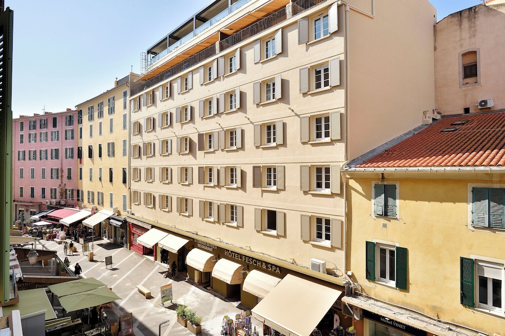 Superior Double Room, Courtyard View - Photo 6