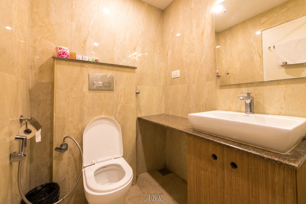 Deluxe Room - Photo 8