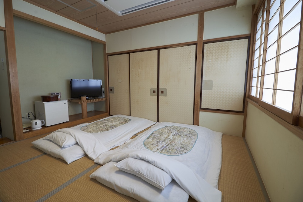 Japanese Style Room, Non Smoking Or Smoking (Advance Request Required) photo 3
