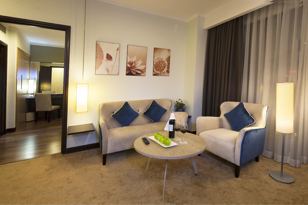 Deluxe Suite Double Room photo 1
