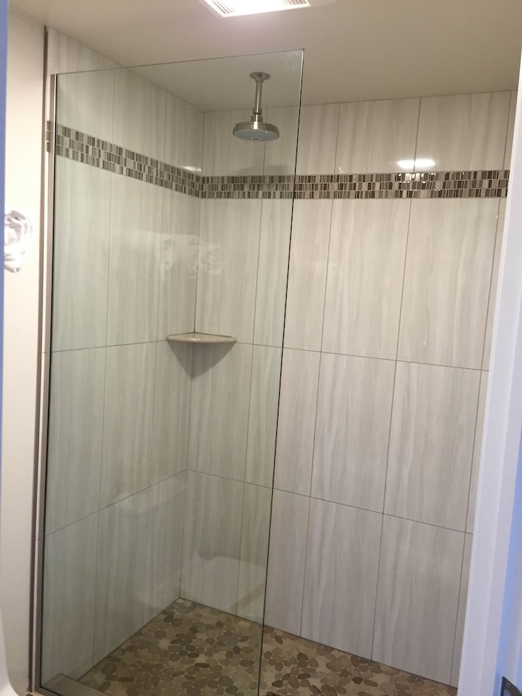 Premium Room, 2 Double Beds, Non Smoking thumbnail 5