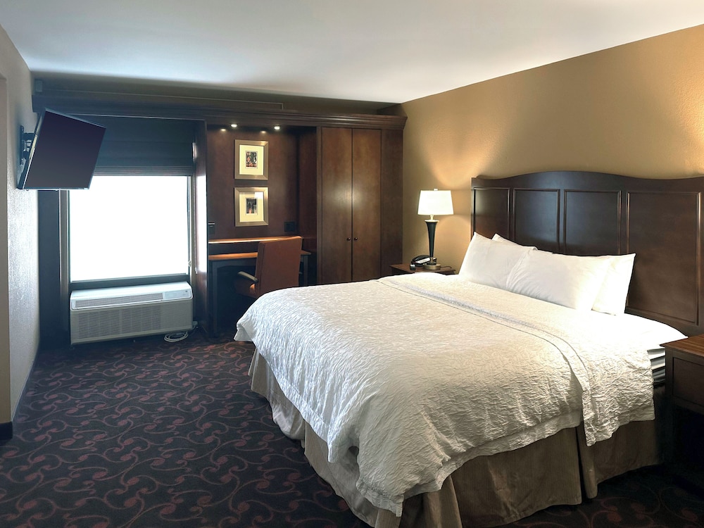 2 King Beds Family Suite photo 2