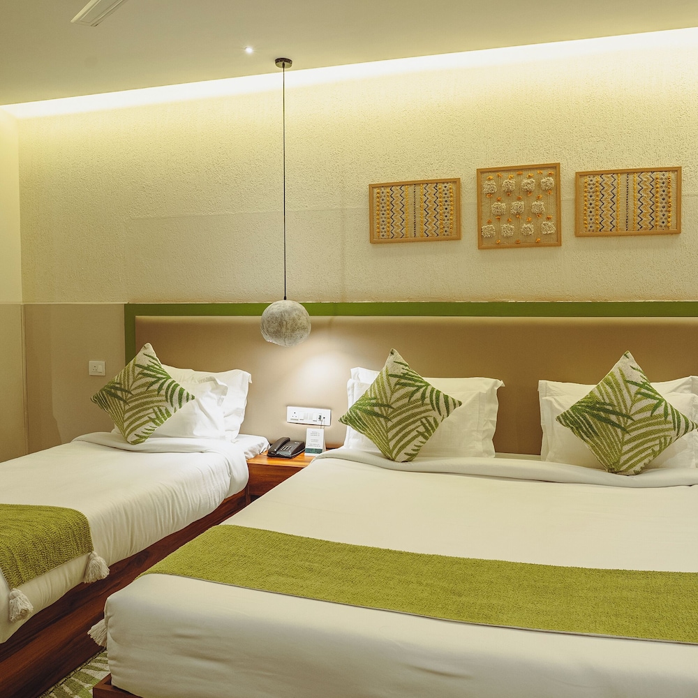 Premium Room - Photo 13