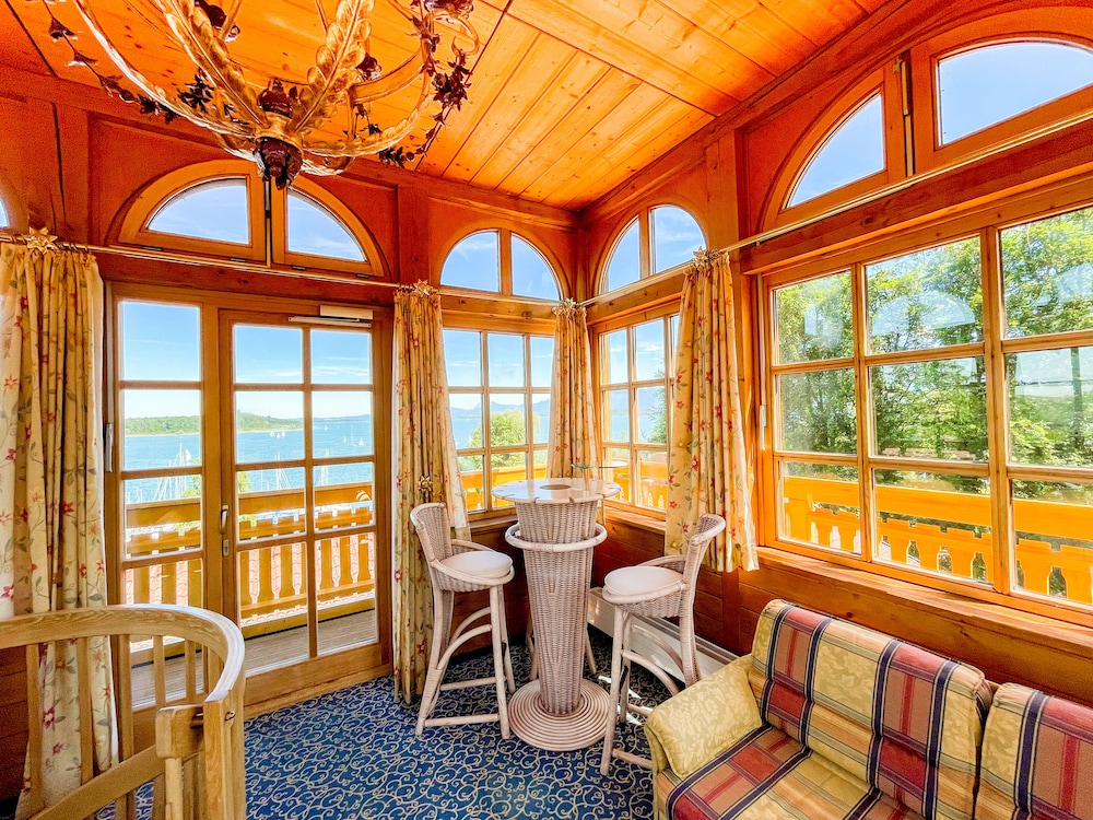 Gallery Suite, Tower photo 1