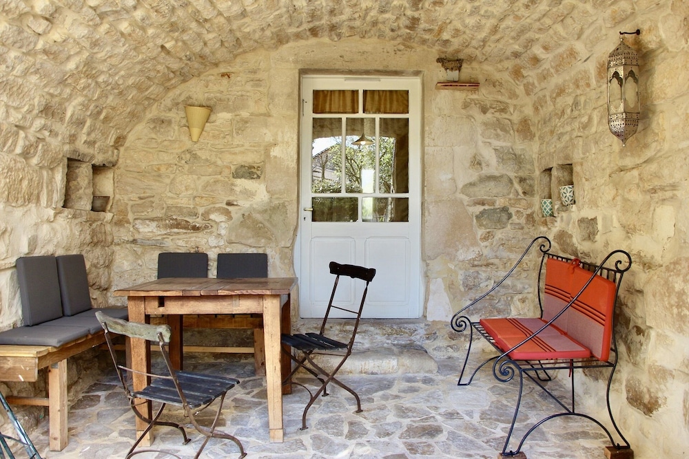 Family Studio Suite, Multiple Beds, Garden View photo 3