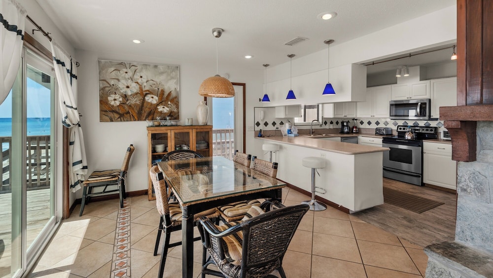 House, Multiple Beds, Patio, Ocean View (Sun 'n Surf), photo 6