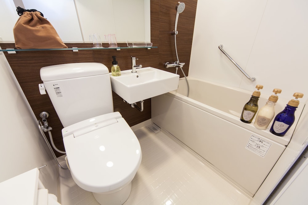 Grand Deluxe Twin Room, Smoking (No cleaning Service) photo 2
