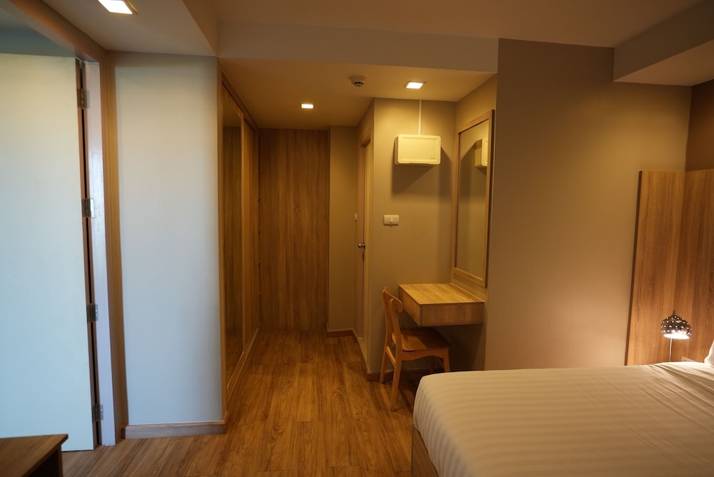 Suite, 2 Bedrooms photo 2