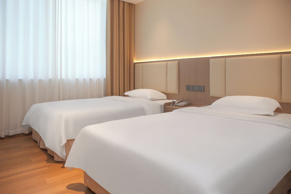 Deluxe Twin Room - Photo 3