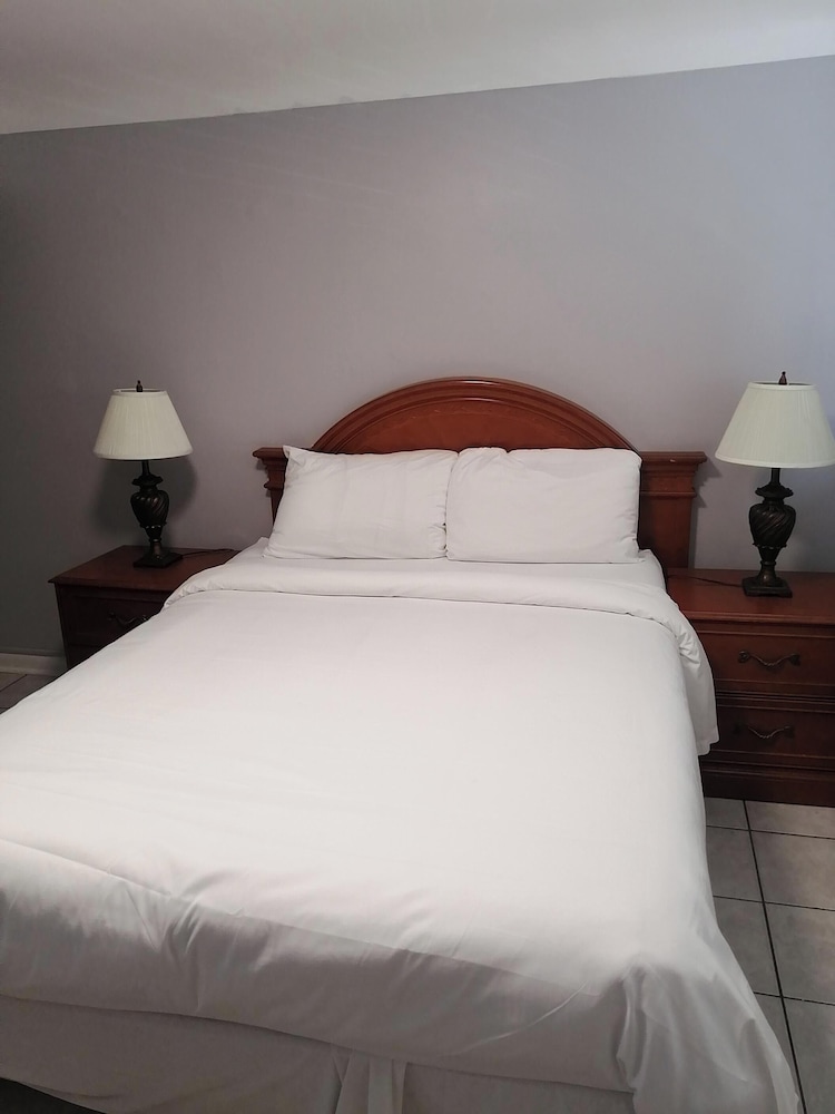 Single Room, 1 Queen Bed - Photo 3