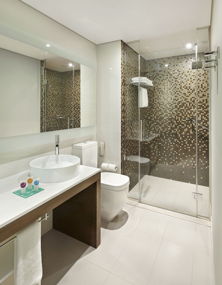 One Bedroom Apartment with Kitchen  Complimentary Transfer to Deira City Center, Outlet Mall photo 3