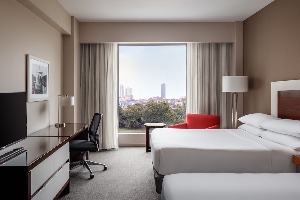 Deluxe Room, 2 Double Beds, City View photo 1