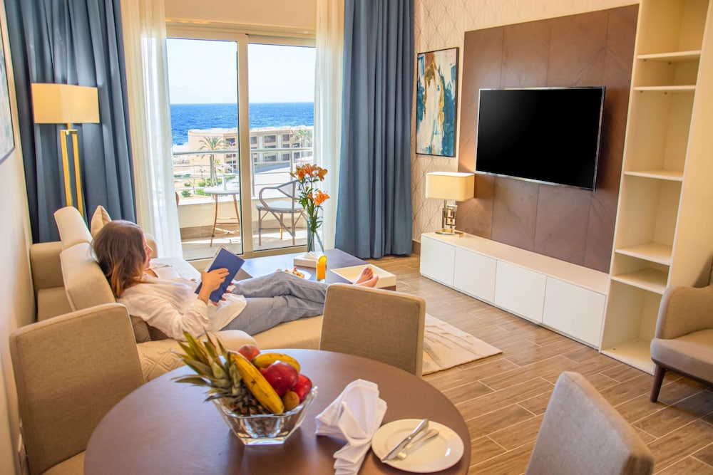 Junior Suite - Photo 1