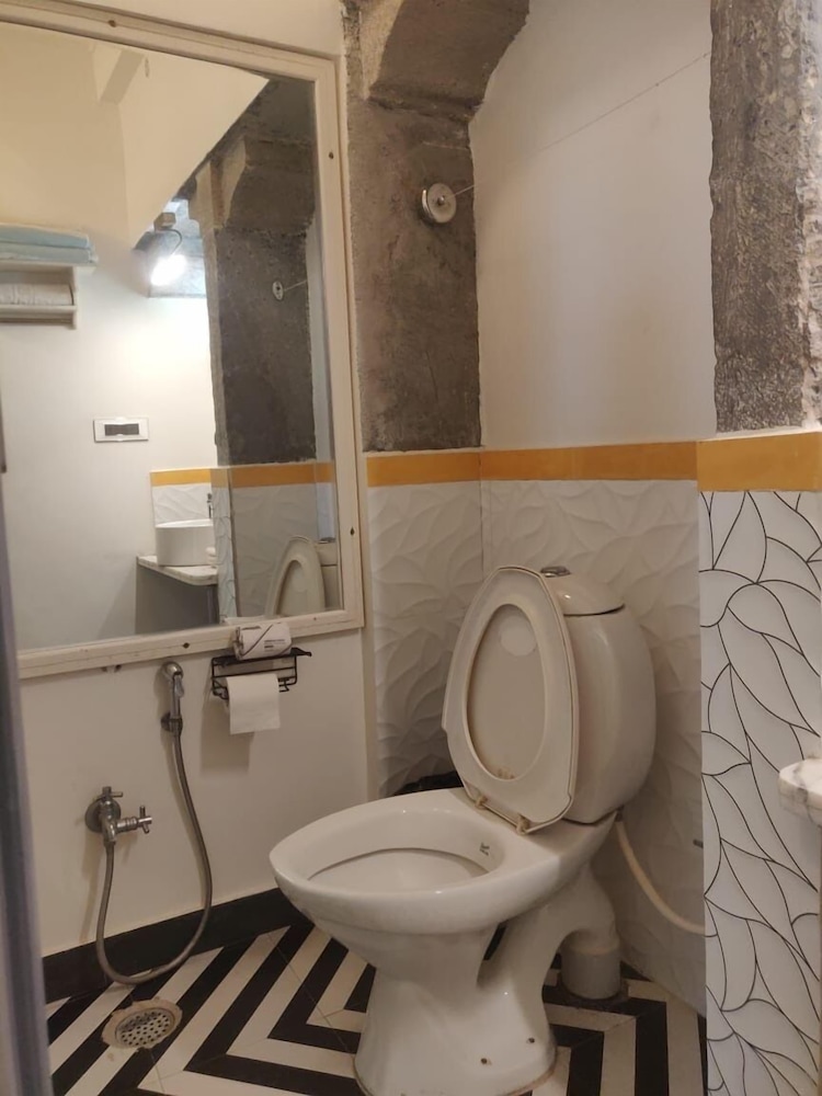 Standard Room, 1 Bedroom - Photo 3