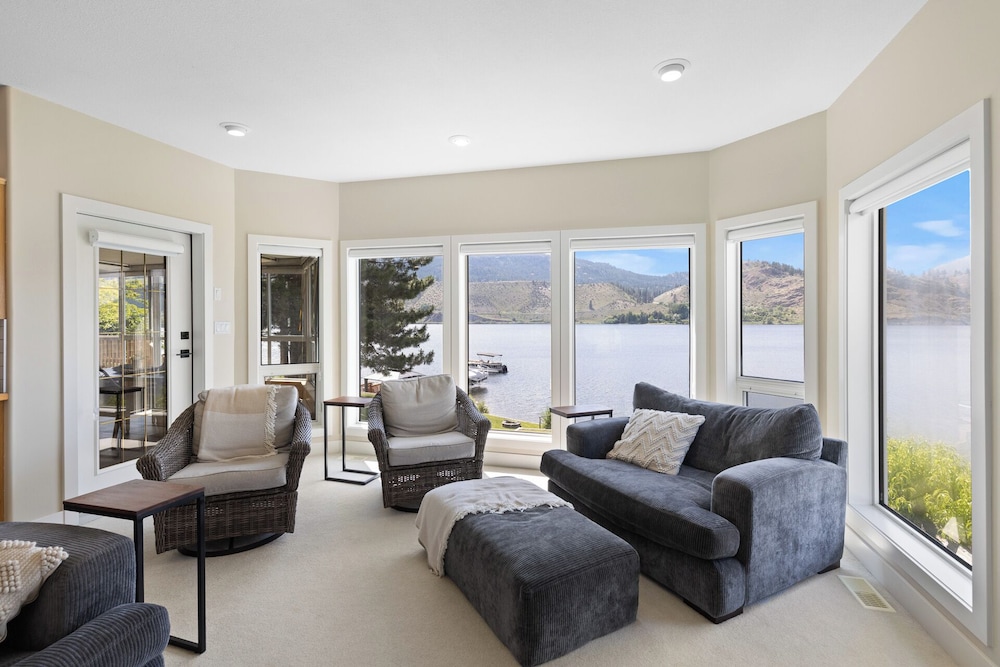 Luxury Suite, 2 Bedrooms, Non Smoking, Lake View