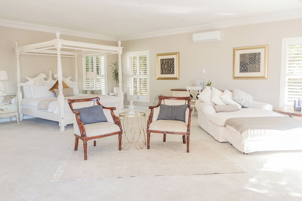 Deluxe Suite photo 1