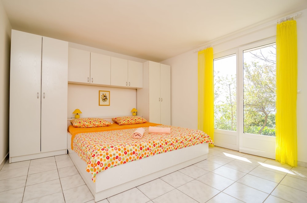 Standard Apartment, 2 Bedrooms, Terrace, Sea View