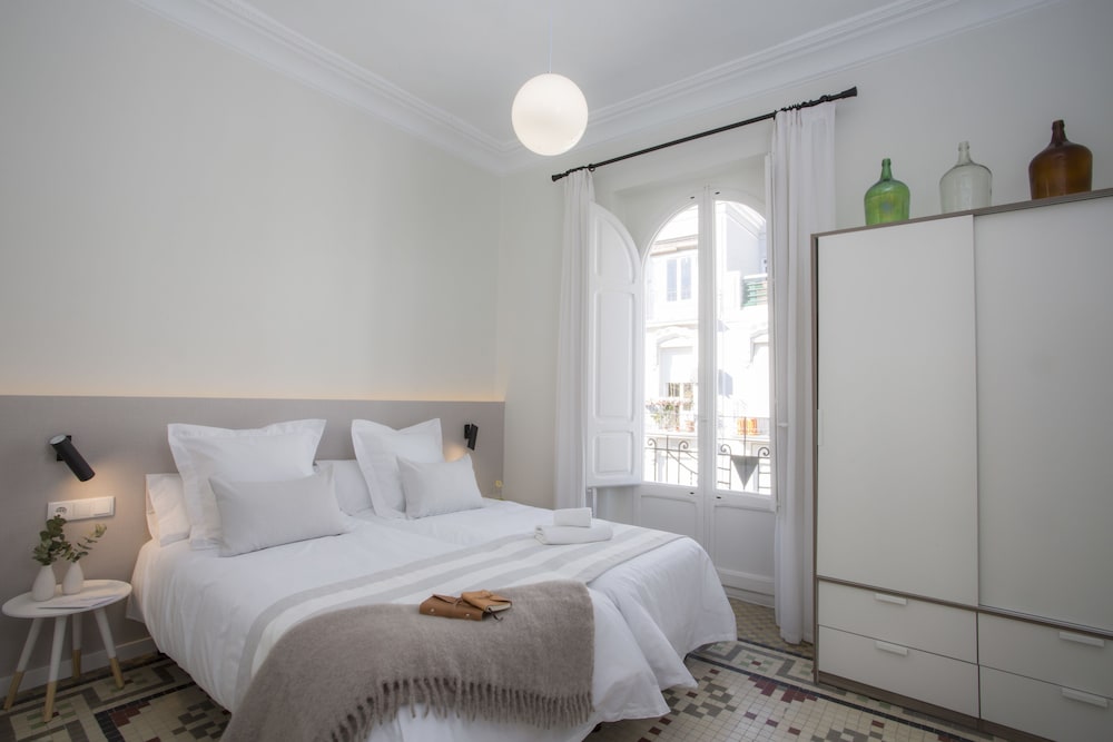 Apartment, 3 Bedrooms, Terrace (Parque Central XIII) thumbnail 5