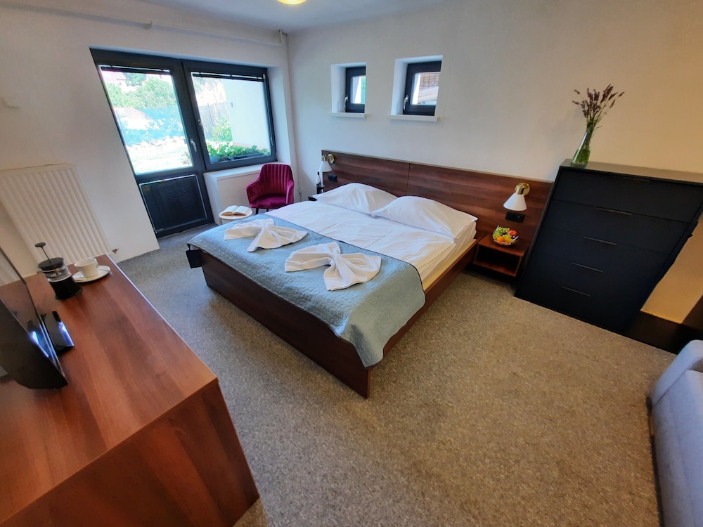Triple Room, Patio photo 1
