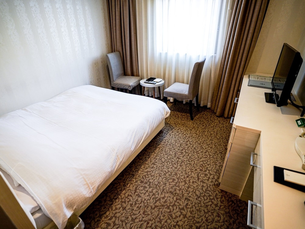Basic Double Room, Smoking - Photo 1