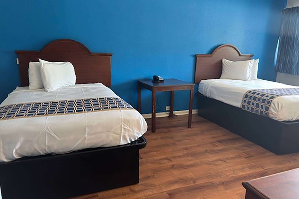 Room, 2 Double Beds, Non Smoking photo 1