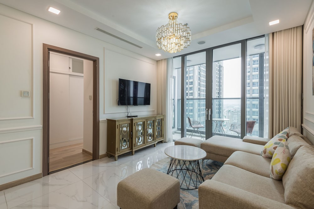 Deluxe Apartment, 2 Bedrooms, Balcony, City View