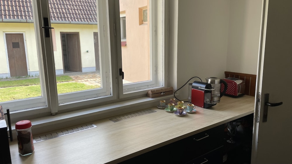 House, 2 Bedrooms, Accessible, Smoking photo 2