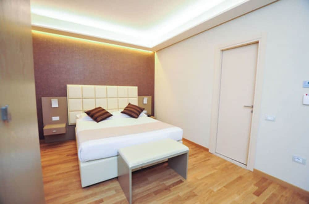 Economy Double Room photo 2