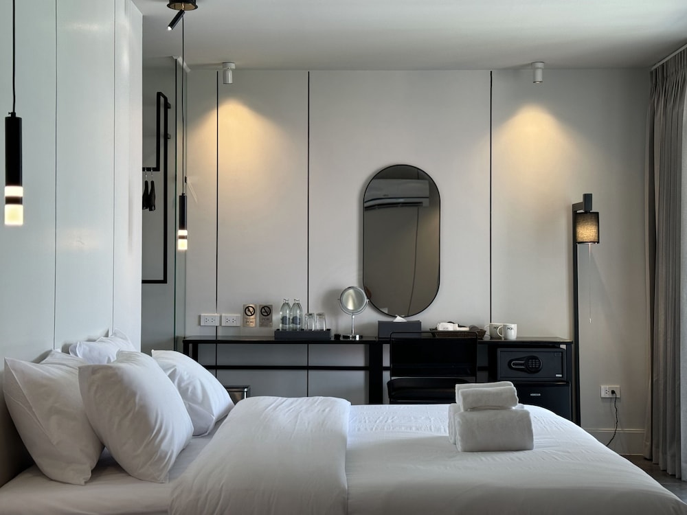 Family Quadruple Room - Photo 8