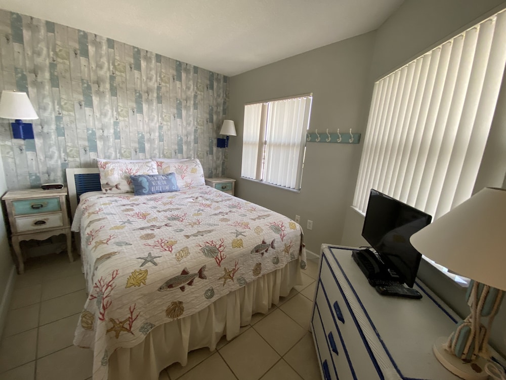 Partial Gulf View Condo 309 photo 2