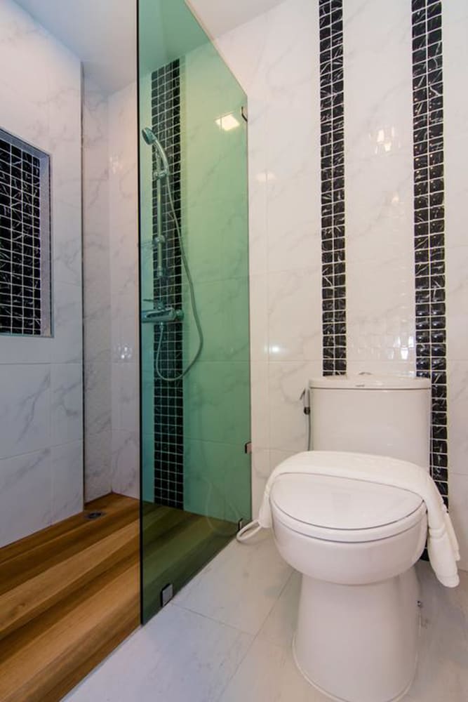 Standard Twin Room - Photo 4