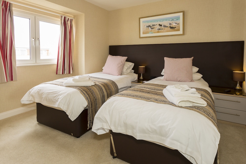 Suite, Multiple Beds, Balcony, Sea View (Penthouse) - Photo 2