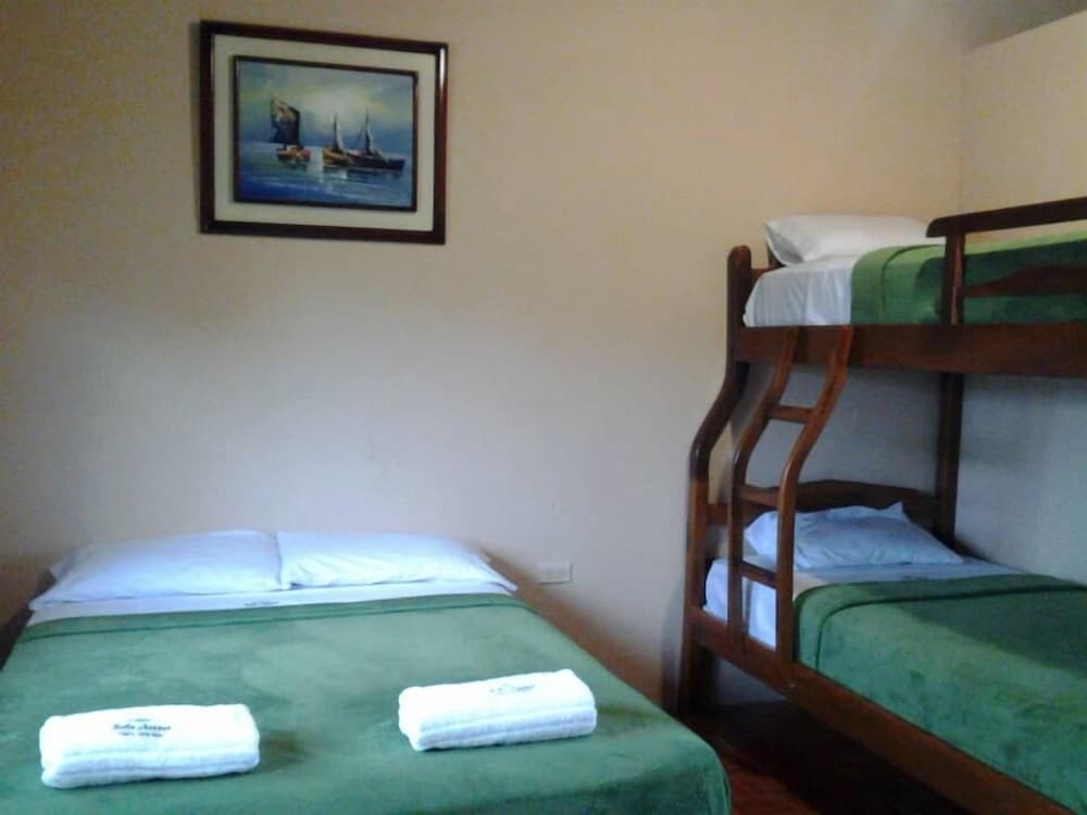 Family Room (5 People- Air Conditioner) photo 1