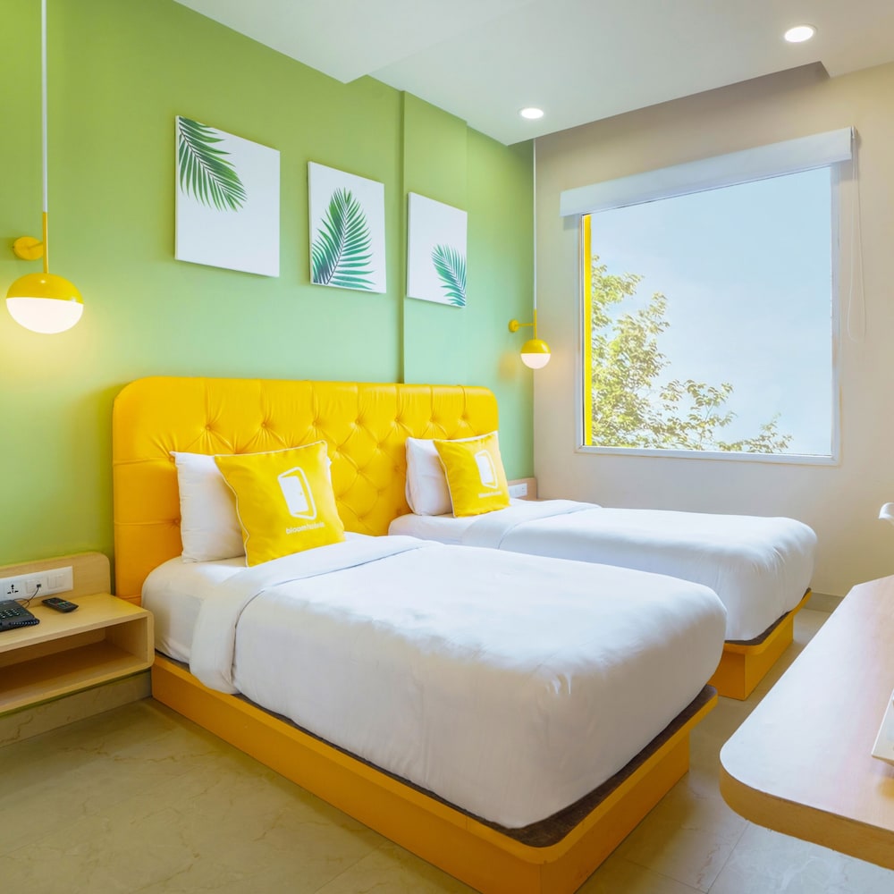 Standard Twin Room - Photo 1