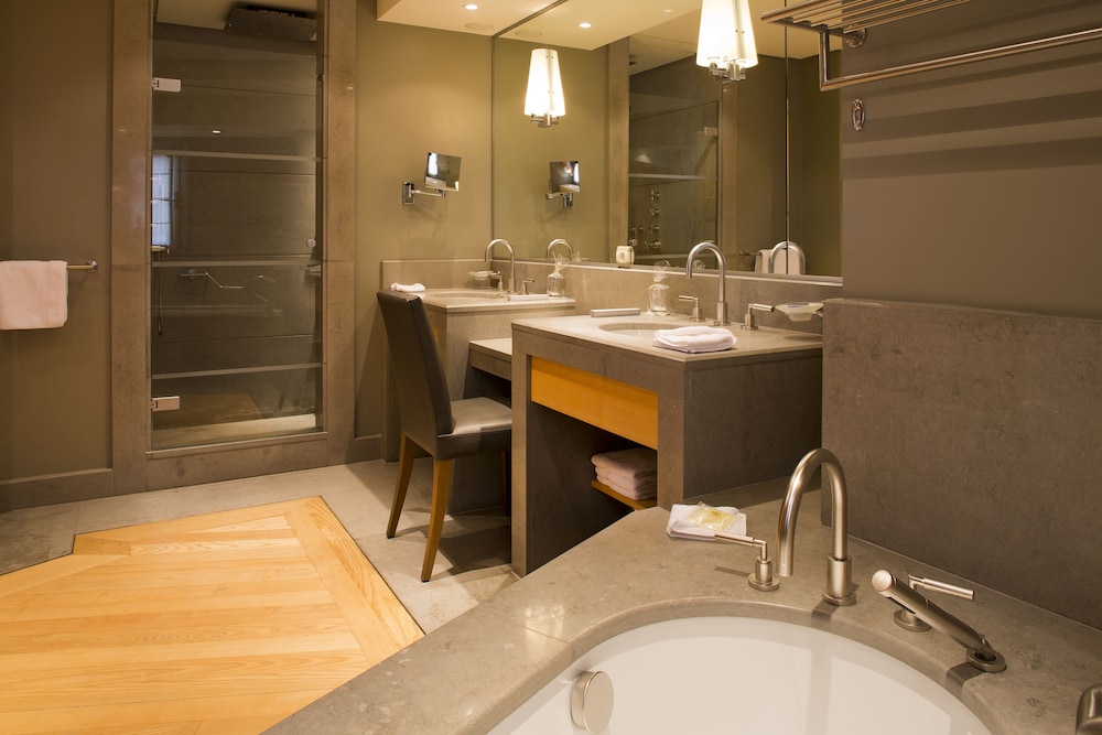 Apartment, Jetted Tub photo 3