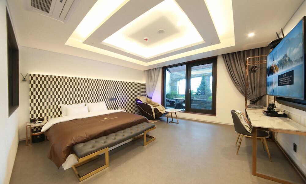 Deluxe Double Room, Terrace - Photo 9