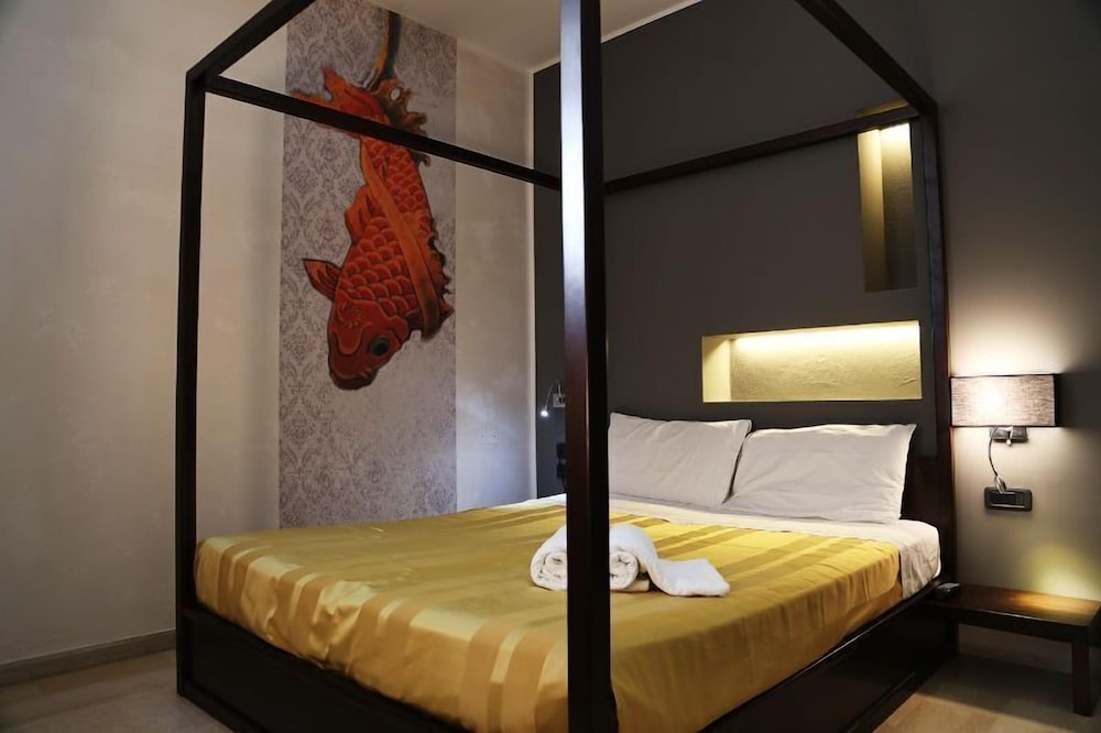 Deluxe Suite (2 Adults + 3 Children) - Photo 1
