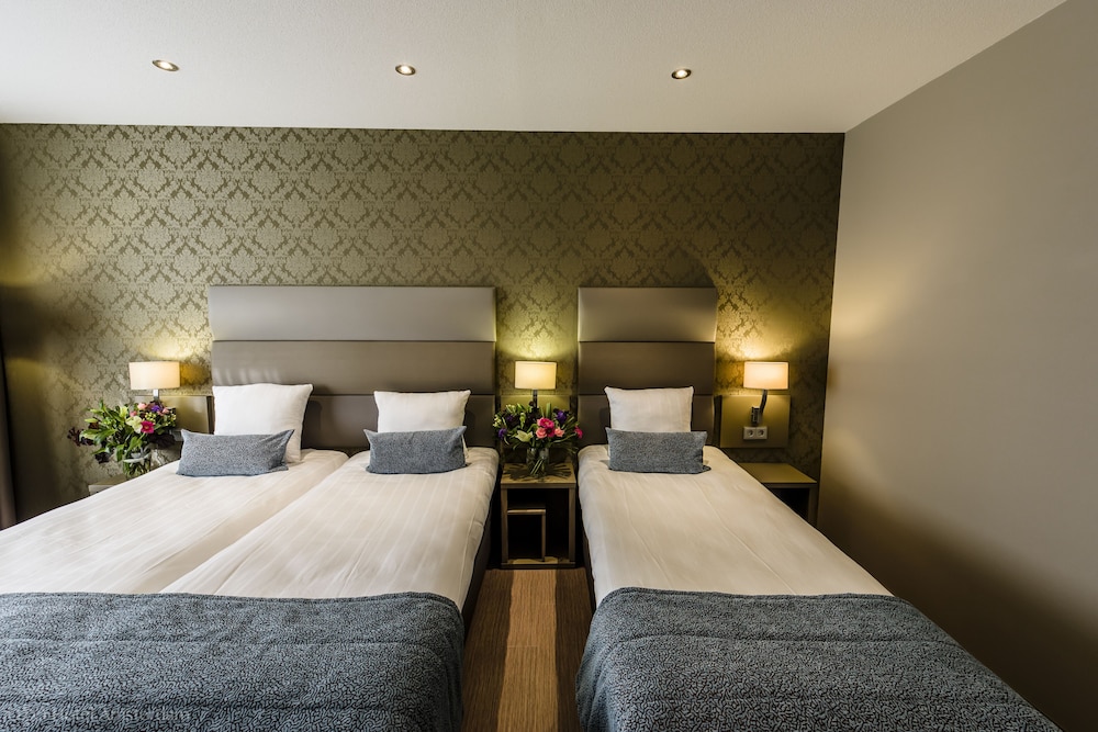 Triple Room, 3 Twin Beds photo 3