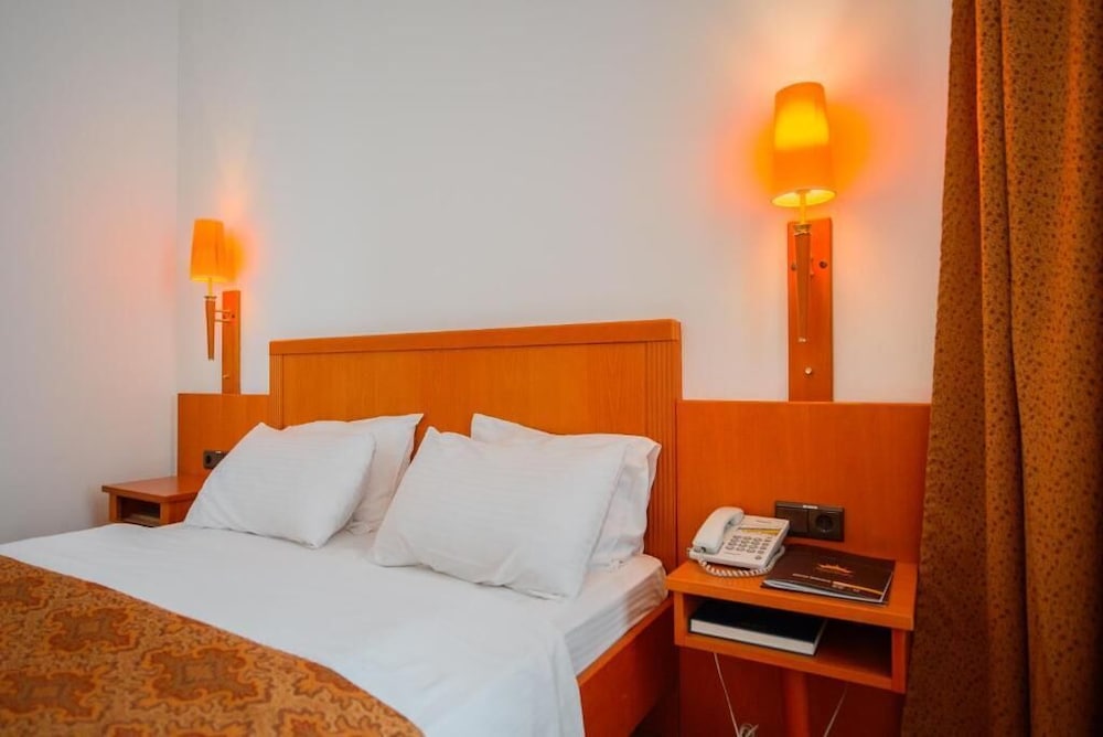 Standard Twin Room photo 3