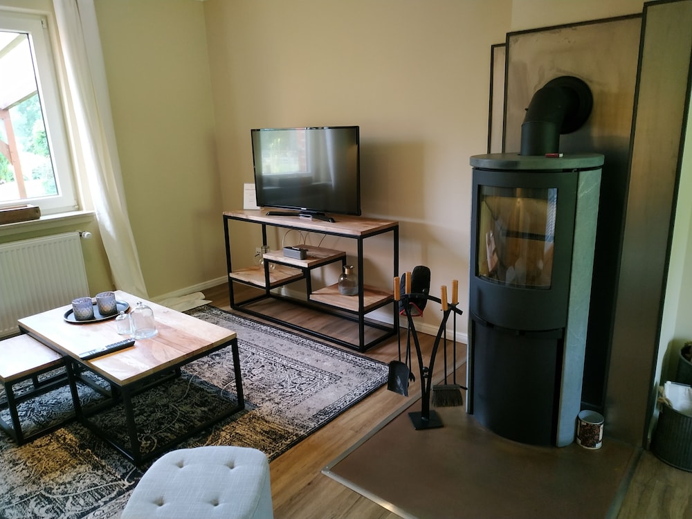Apartment, Ground Floor photo 3