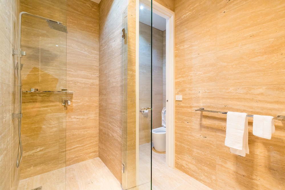 Premium House, 3 Bedrooms photo 2