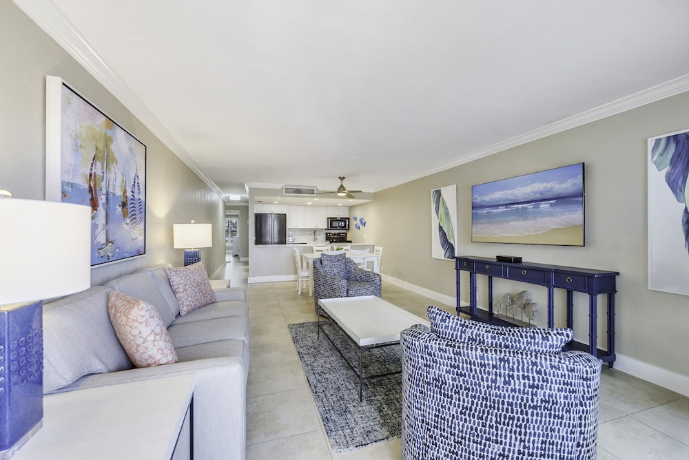 Two Bedroom Beach Villa Deluxe photo 3