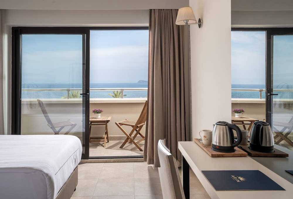 Standard Room, Sea View - Photo 12