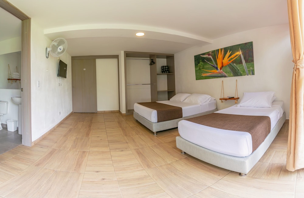 Triple Room photo 2