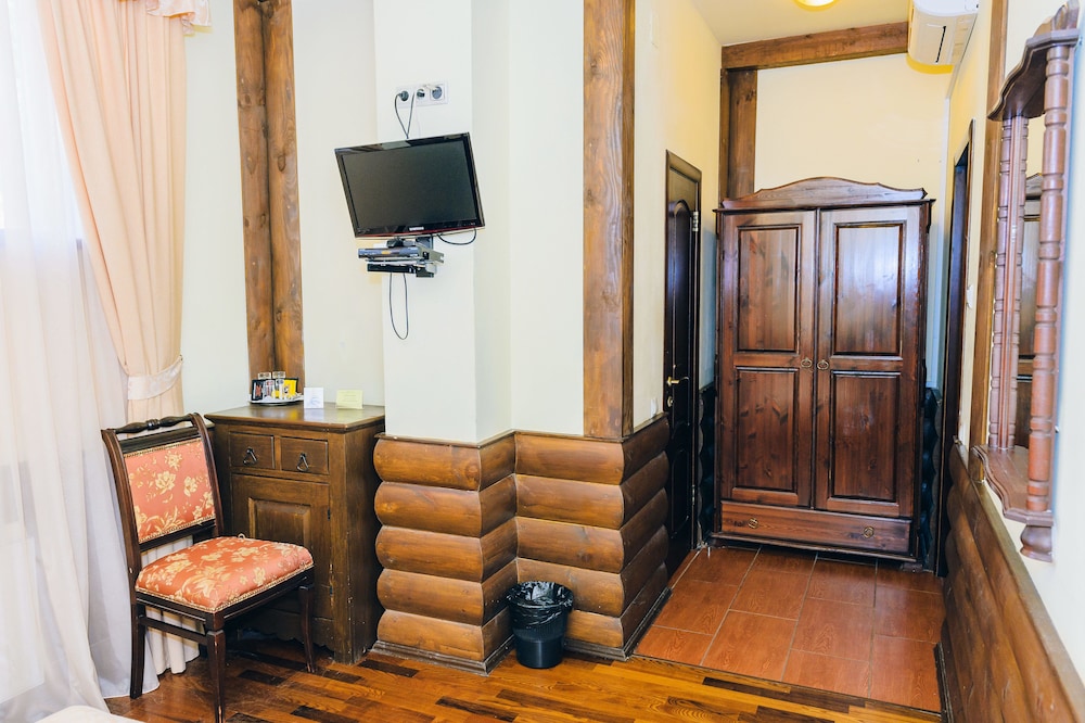 Suite, 1 Bedroom, Kitchen photo 3