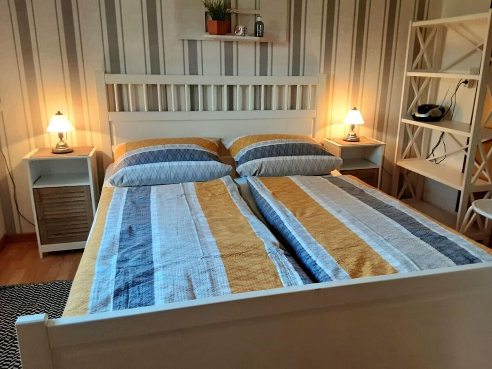 Apartment photo 1