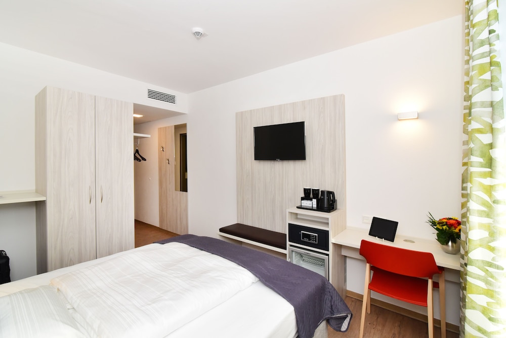 Business Double Room photo 2