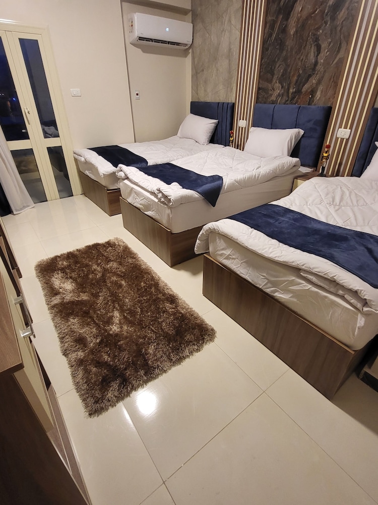 Luxury Double Or Twin Room photo 3