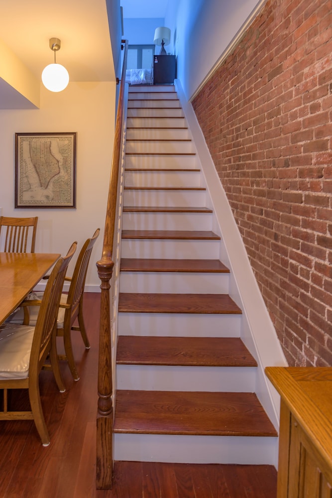 Premium Duplex, 3 Bedrooms, Patio photo 3
